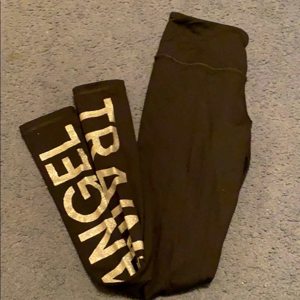 Victoria Sport Graphic Leggings Size S
